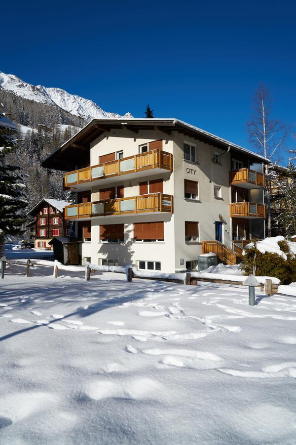 Haus City Saas-Grund Buitenkant foto